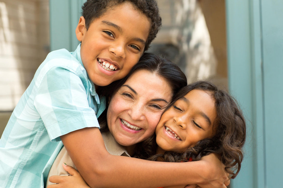 May Gift Guide: How to find (or make) the perfect gift for mom or gift for graduation!