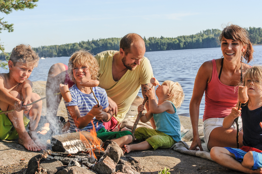 FREE Printables: Activity Sheets "đď¸ Family Camping Tips đĽ "