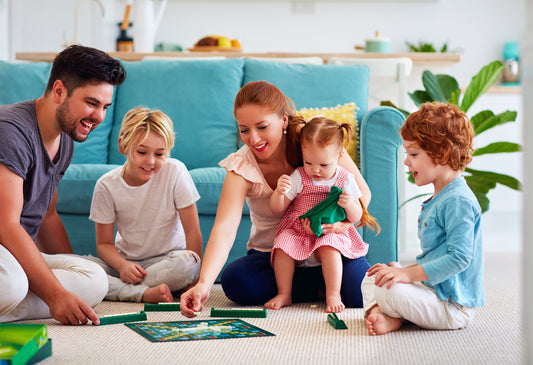 8 Benefits of a Fun-Filled Family Game Night